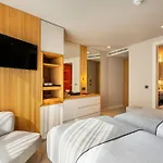 Erk Hotel *