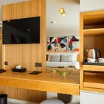 Hotel Erk *